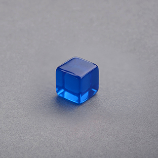 Plastic Cube Blue 8mm